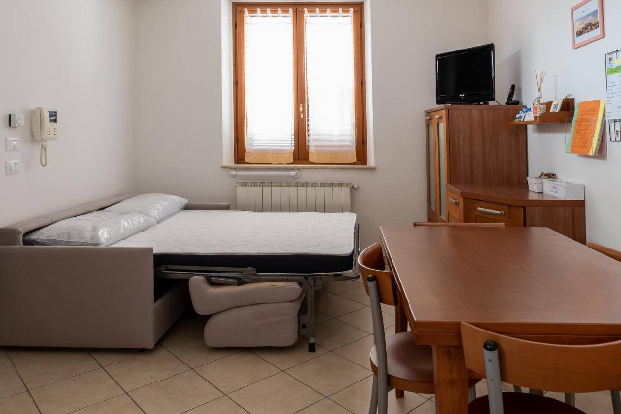 Casa In Chiana Apartment ตอร์ริตา ดิ เซียนา ภายนอก รูปภาพ